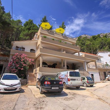 Apartment Cesare 3 Zastrazisce Exterior photo